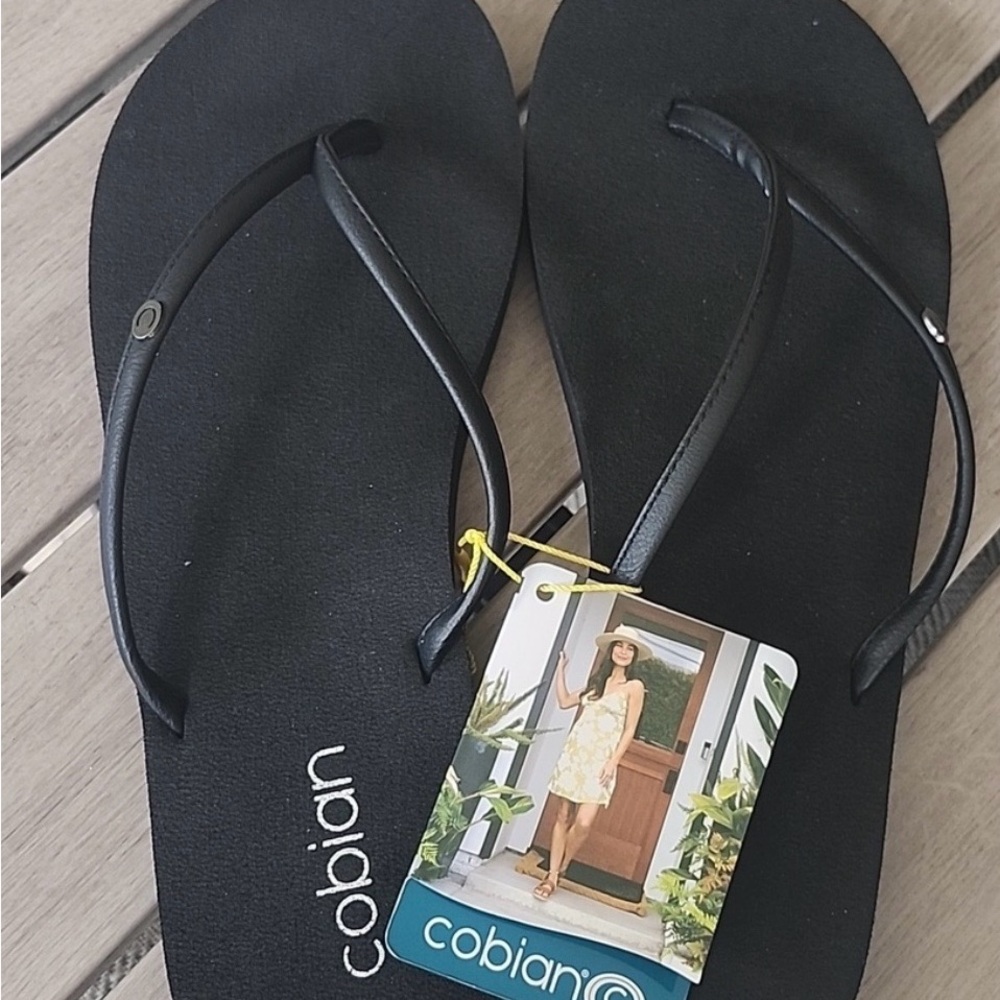 Cobian Women’s Black Slim Strap Flip Flop Sandals - Picture 2 of 7